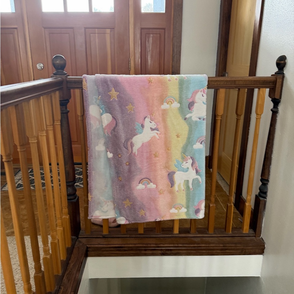 Glow in the dark Pastel Unicorn Rainbow Plush Throw Blanket